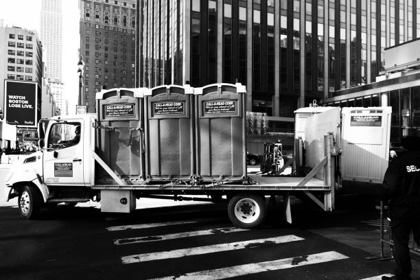 Best Luxury portable toilet rental  in Jamestown, OH